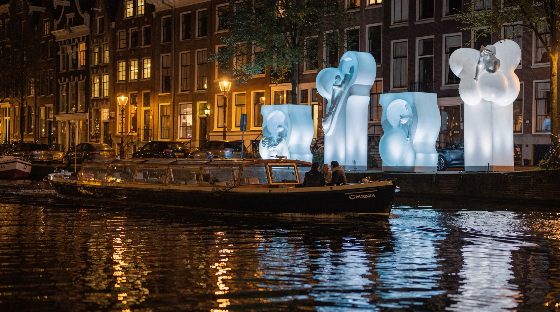 Amsterdam Light Festival by boat: the only way to see it properly