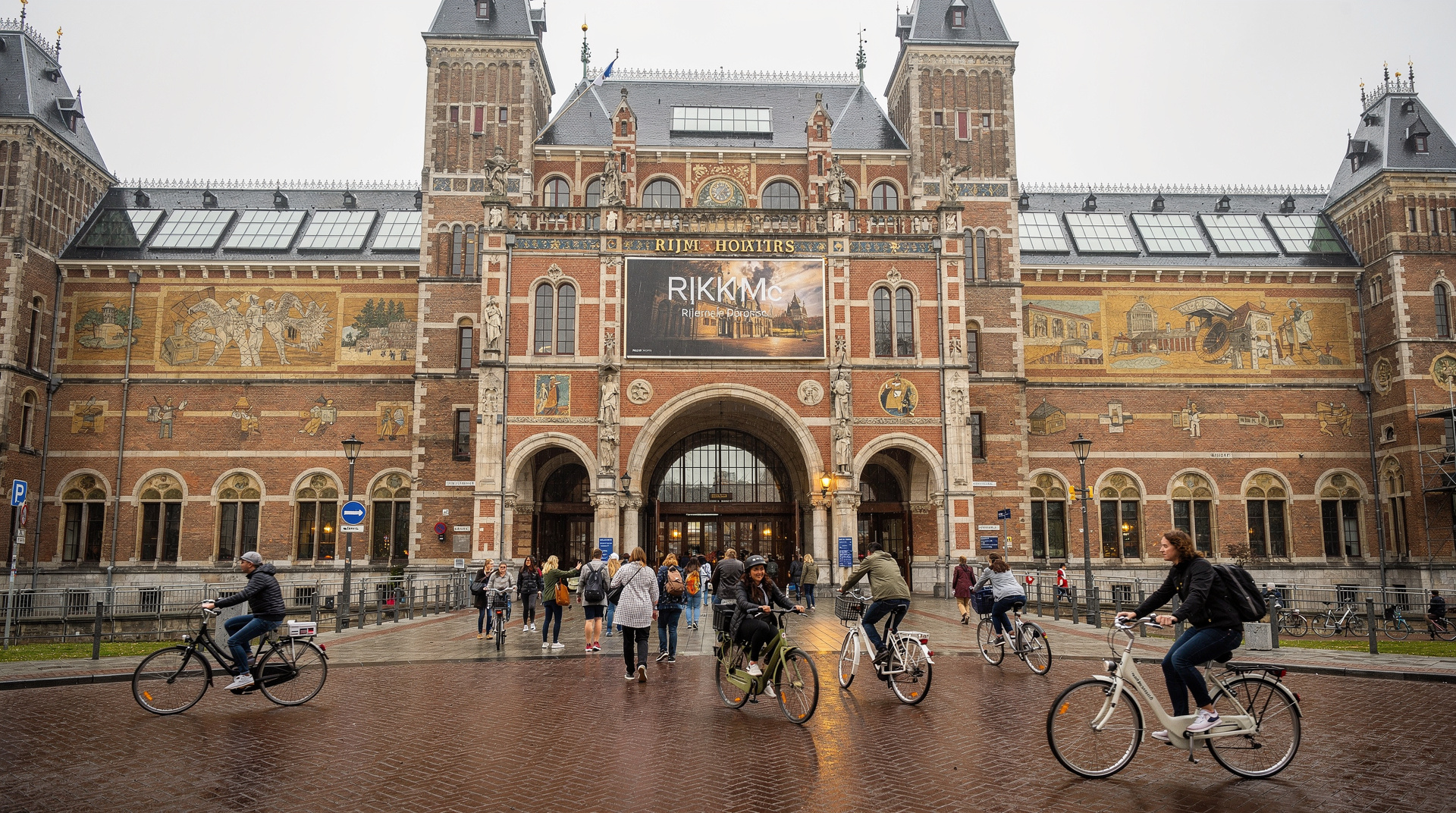 Rijksmuseum tickets: how to book and skip the line